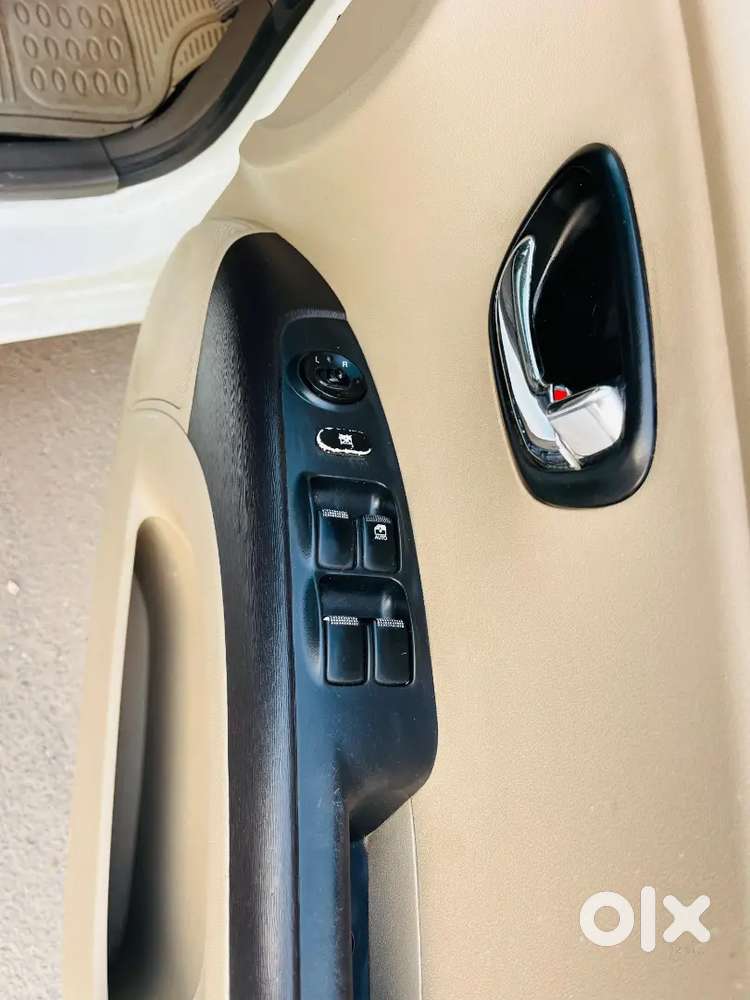 Hyundai I10 2011 Cng & Hybrids Well Maintained