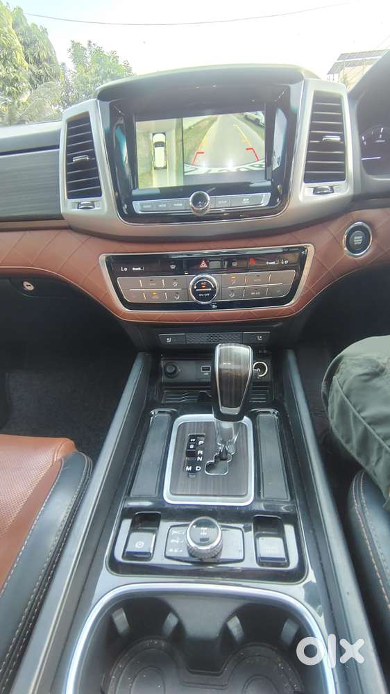 Mahindra Alturas G4 4wd At, 2022, Diesel