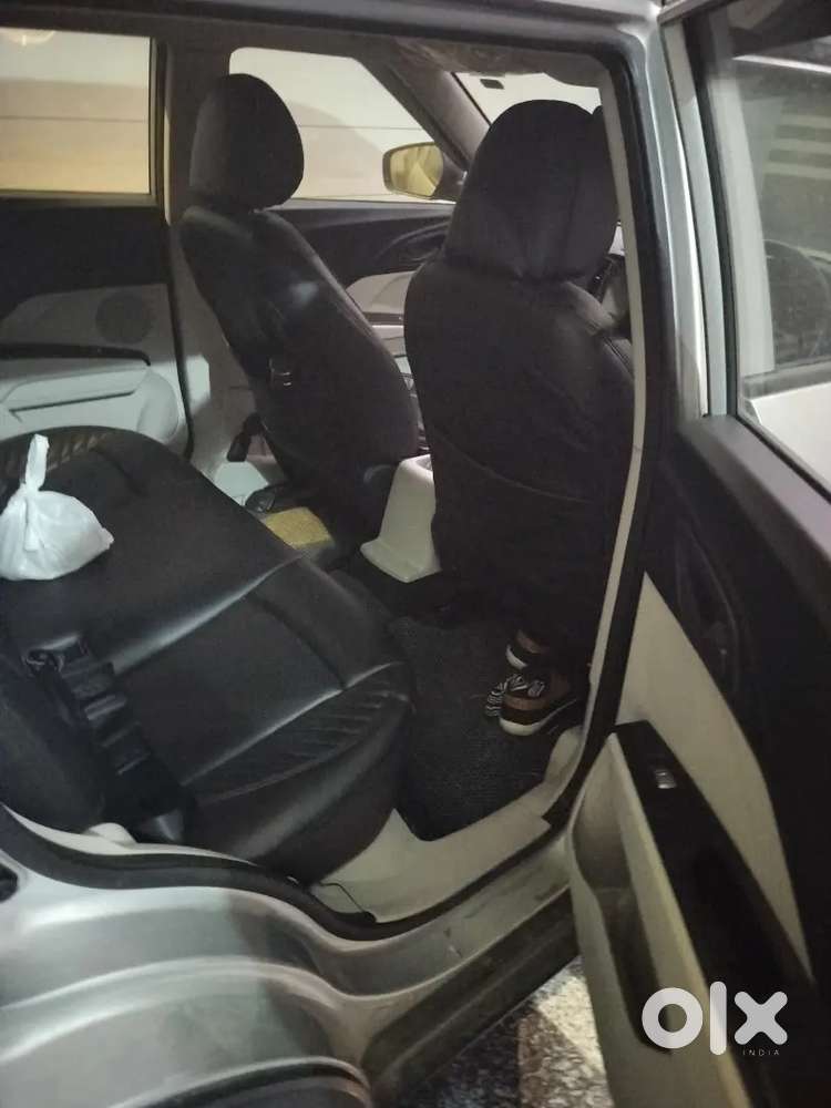 Mahindra Xuv300 2023