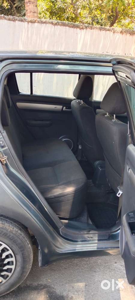 Maruti Suzuki Swift Vxi Glory Limited Edition, 2006, Petrol