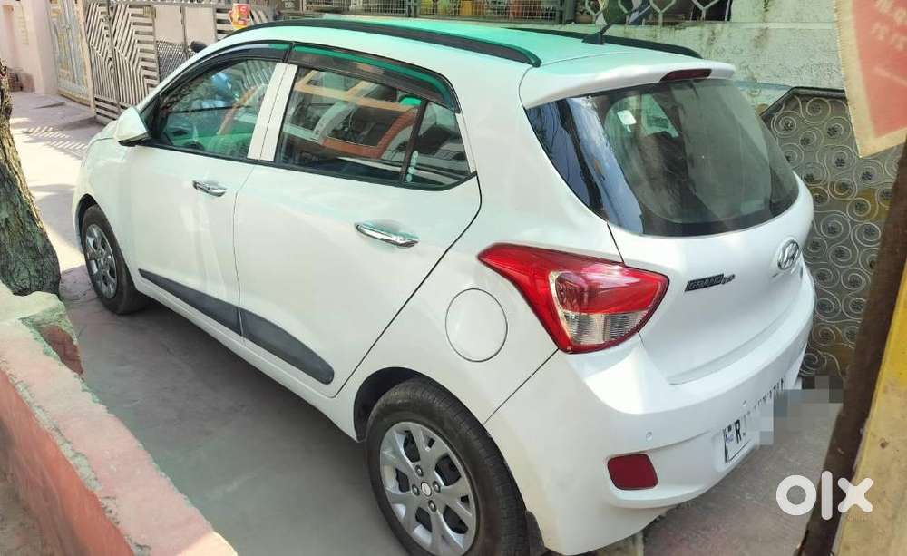 Hyundai Grand I10 2013-2016 Sportz, 2013, Diesel