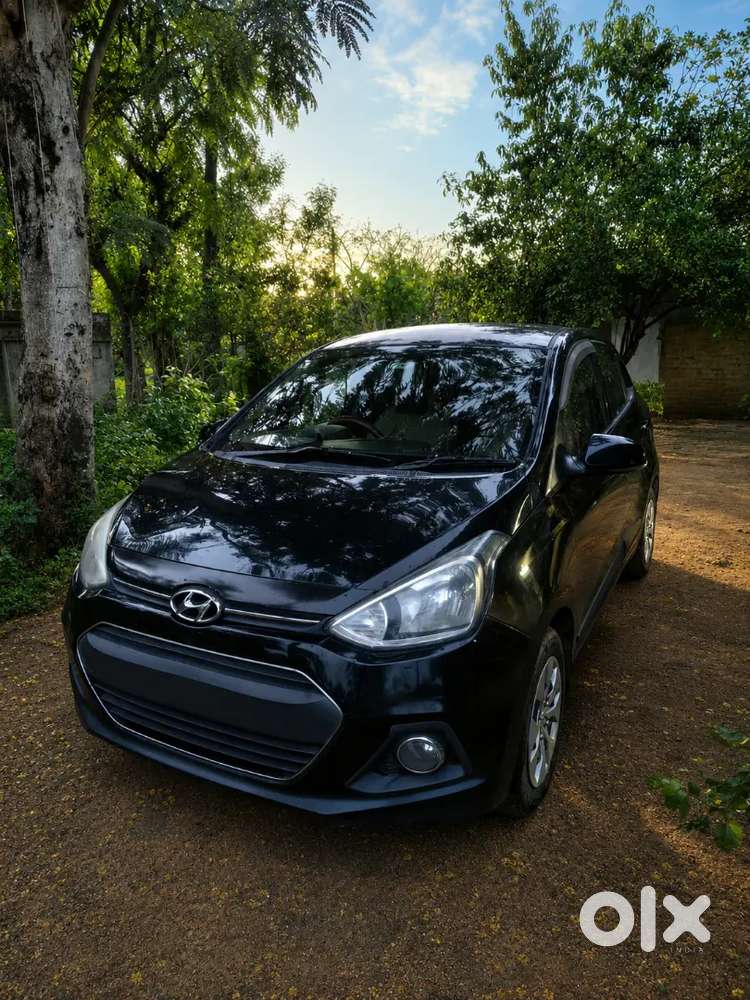 Hyundai Xcent 2015 Diesel Well Maintained
