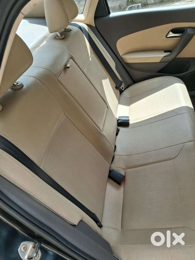 Volkswagen Vento 1.2 Tsi Highline At, 2016, Petrol