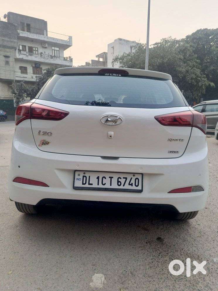 Hyundai I20 Sportz 1.2 Bs-iv, 2015, Petrol