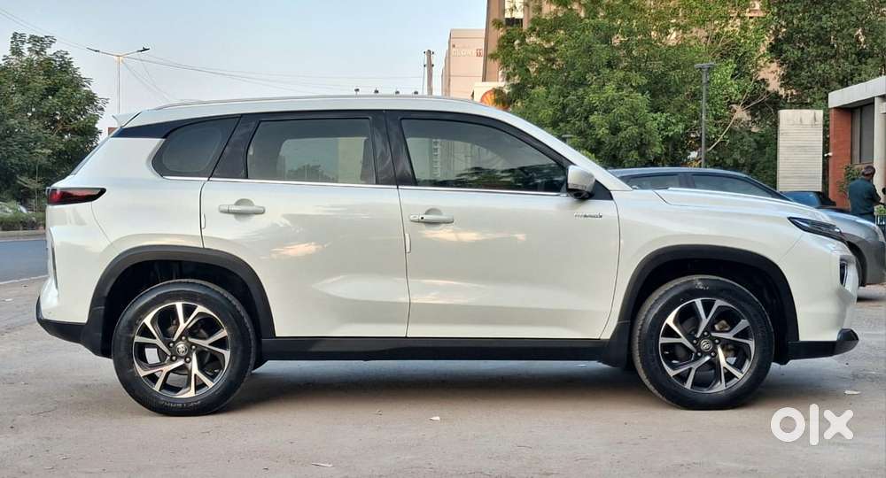 Toyota Urban Cruiser Hyryder 1.5 V Hybrid, 2022, Petrol