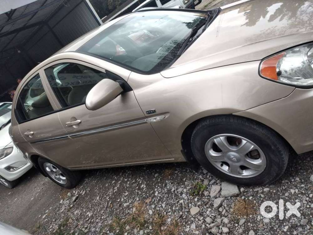 Hyundai Verna, 2011, Petrol