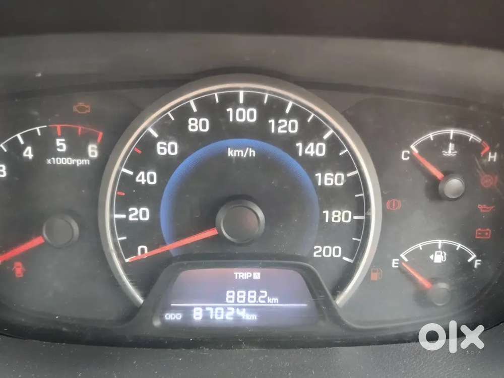 Hyundai Grand I10 Sportz 2014 Model
