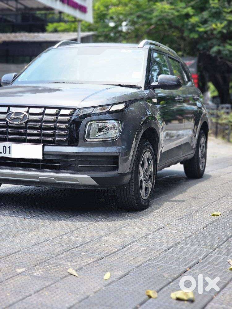 Hyundai Venue 1.2 S (o), 2023, Petrol