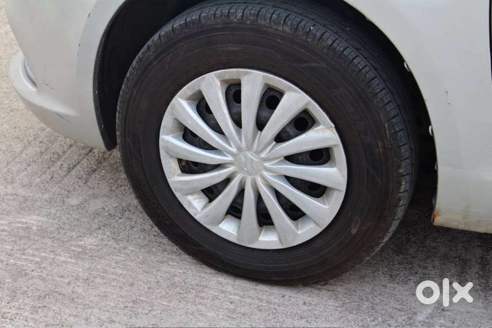 Maruti Suzuki Dzire 1.2 Vxi, 2016, Petrol