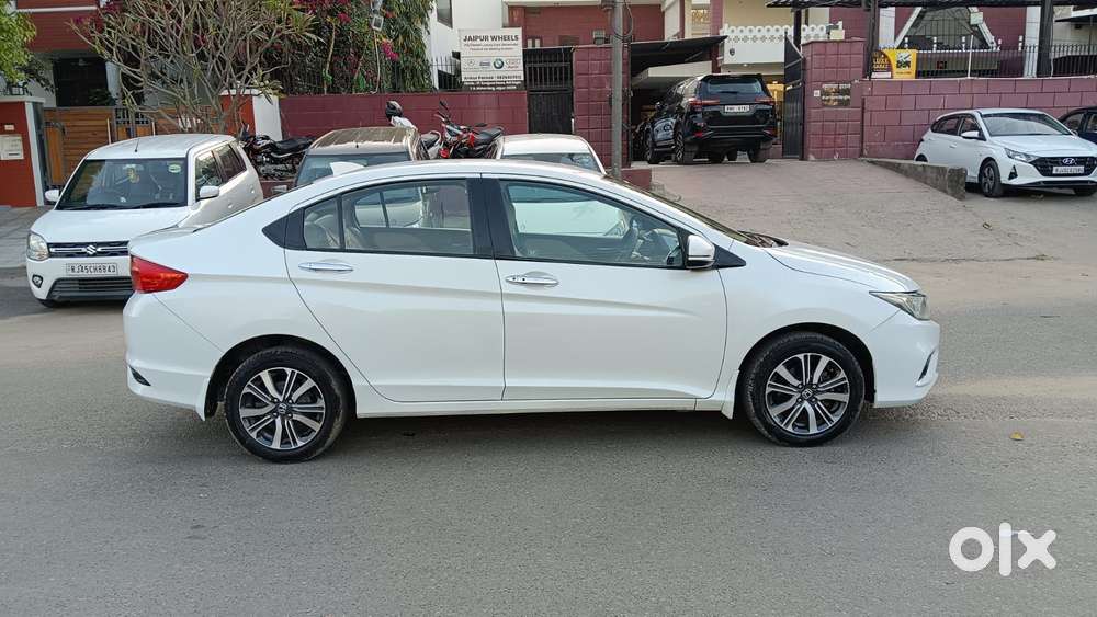 Honda City I-vtec V, 2018, Petrol