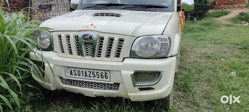 Gari Full Ok Hai Ac On Music System Best Lga Huwa Hai Lcd Ke Sath Krna