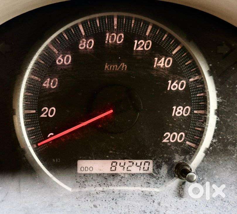 Toyota Innova 2.5 V 8 Str, 2012, Diesel