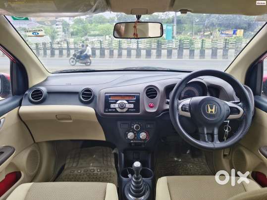 Honda Brio V Mt, 2012, Petrol