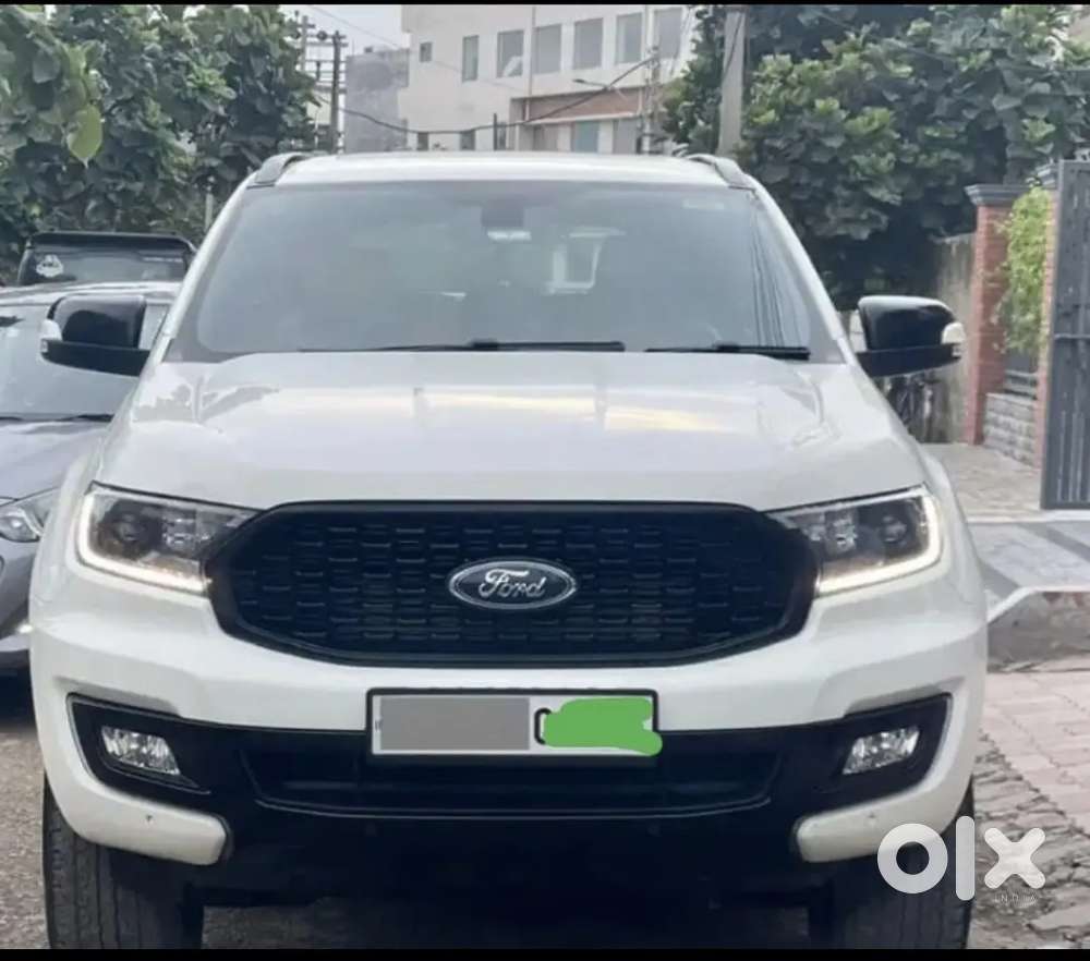 Doctor Driven  Top Model 2021 Endeavour 4/4 Under  Warranty