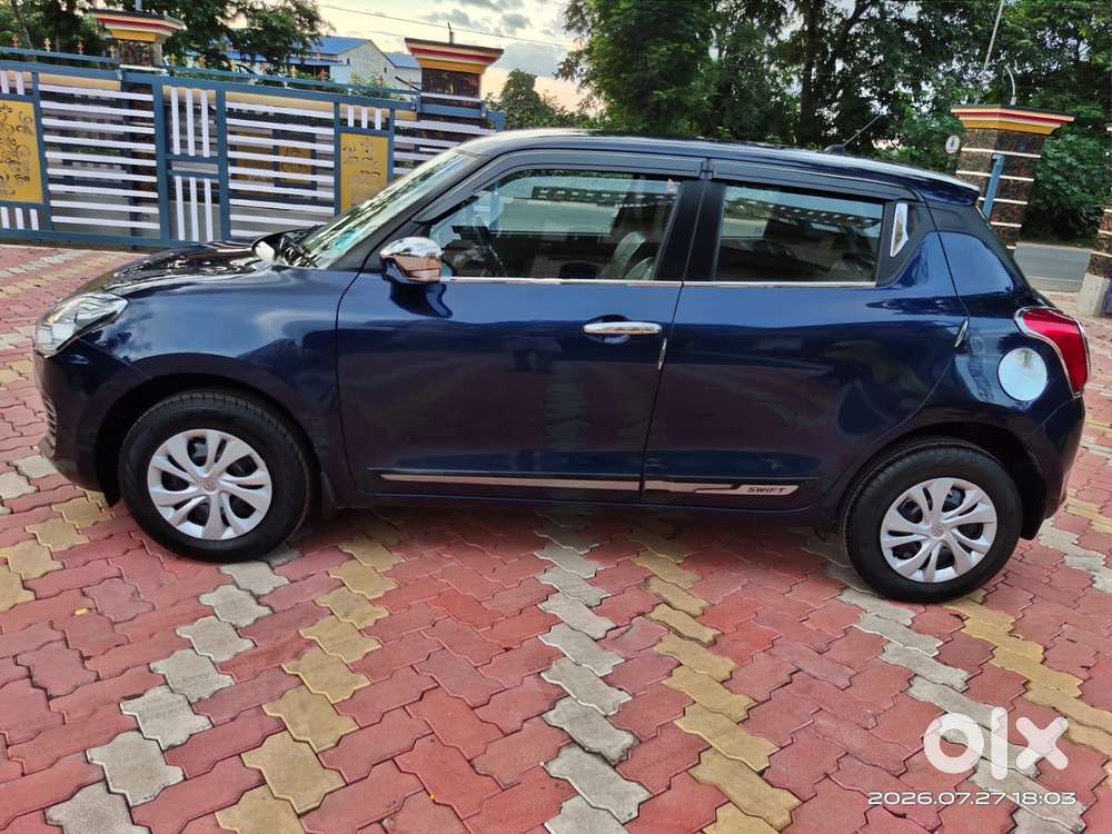 Maruti Suzuki Swift 1.2 Vxi (o), 2022, Petrol