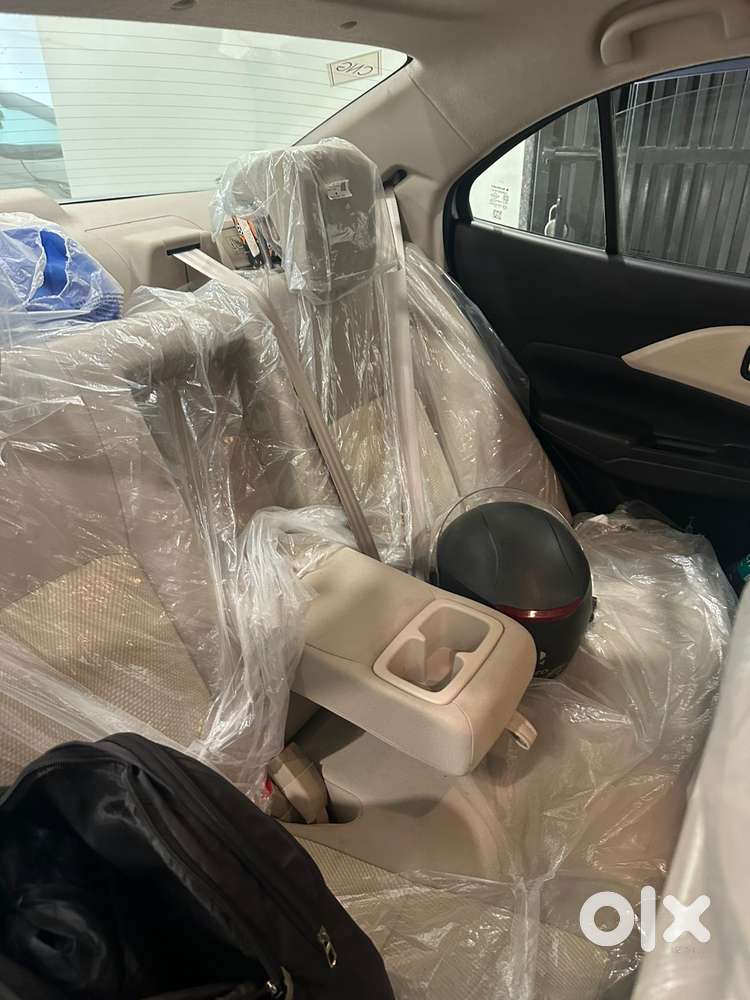 Maruti Suzuki Dzire 1.2 Zxi Cng, 2025, Cng & Hybrids