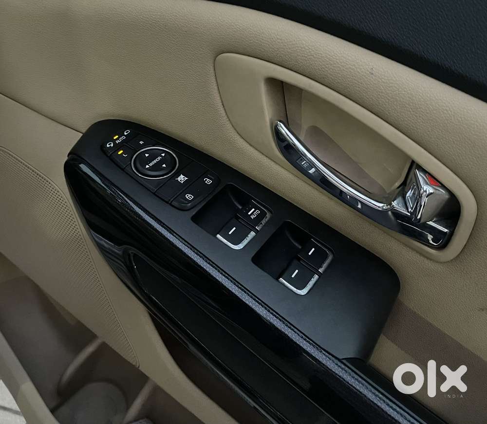 Kia Carnival Prestige, 2020, Diesel