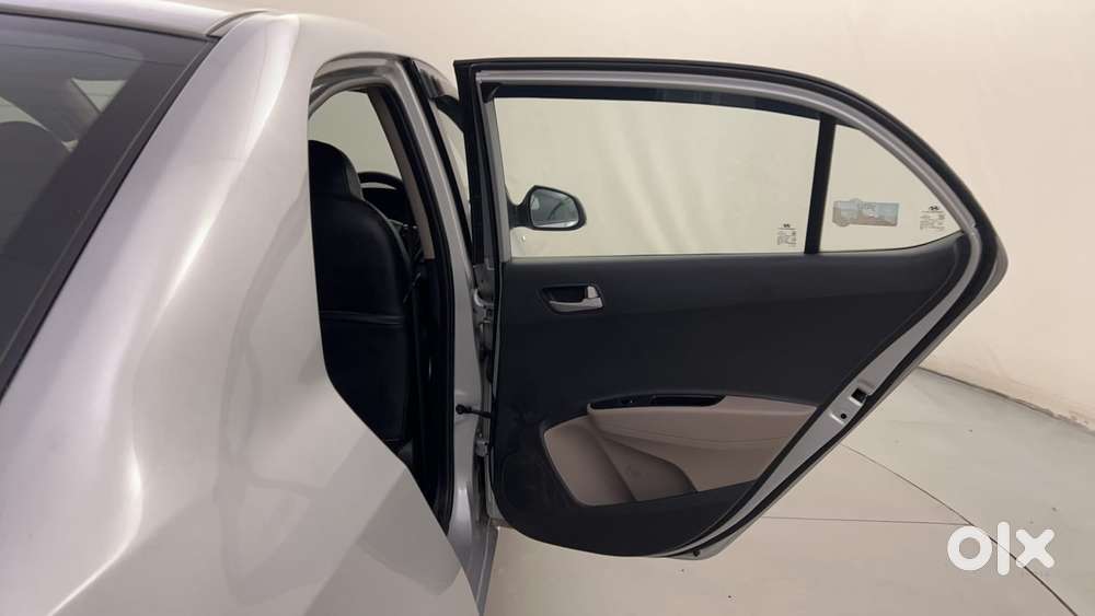 Hyundai Xcent 1.2 Vtvt Sx Option, 2015, Petrol