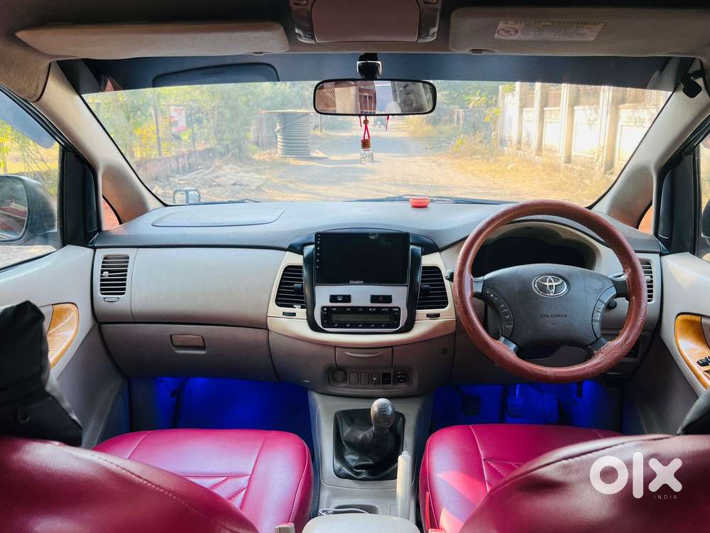 Toyota Innova 2.0 V, 2011, Diesel