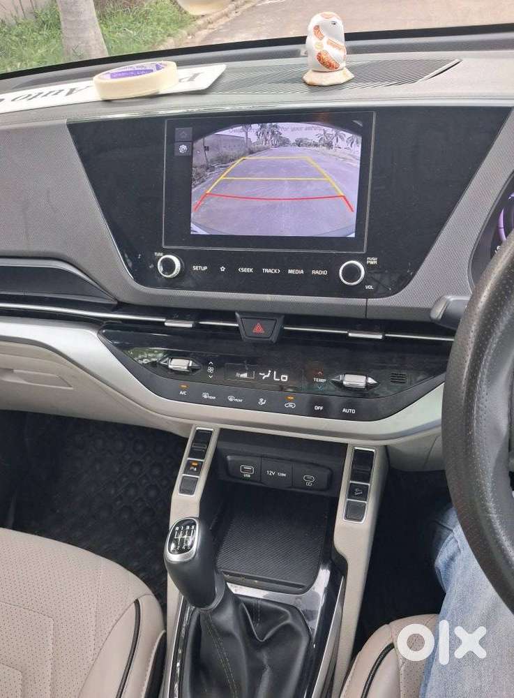 Kia Carens 1.5 Prestige Plus 7 Str Imt, 2023, Petrol