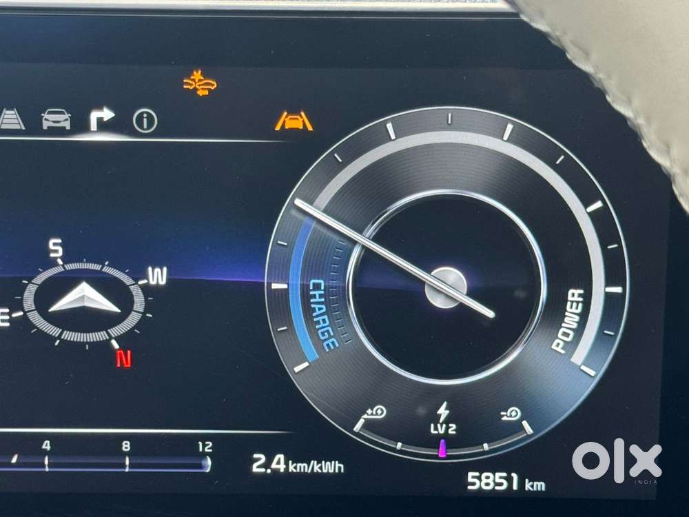 Kia Carens Clavis Ev Htk+, 2025, Electric