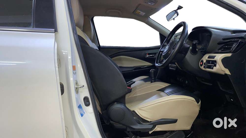 Toyota Glanza G, 2024, Cng & Hybrids