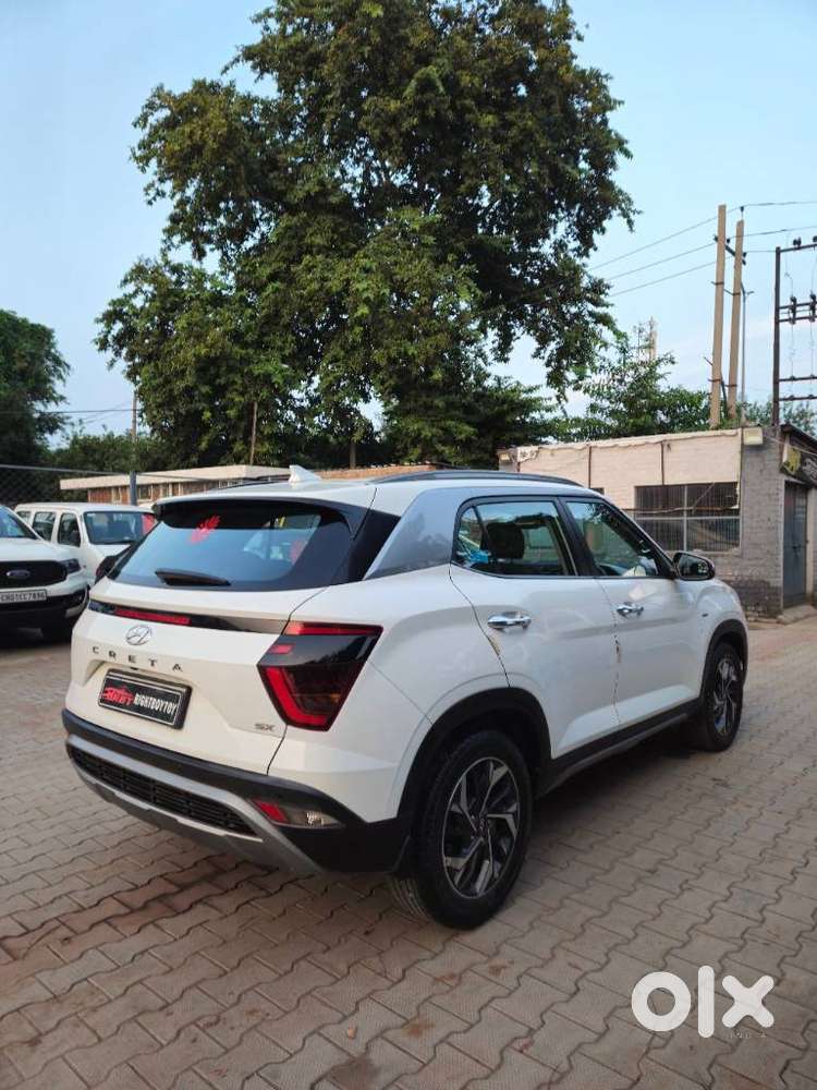 Hyundai Creta 1.5 Sx (o) Ivt Petrol, 2022, Petrol