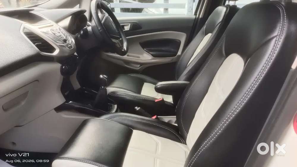Ford Ecosport Titanium 2013 Petrol And Cng