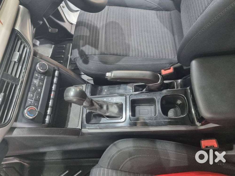 Mahindra Xuv700 2.0 Ax 5 Petrol At Str, 2023, Diesel