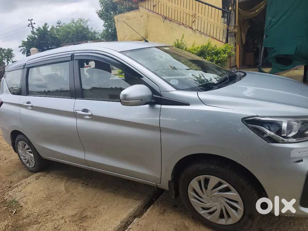 Maruti Suzuki Ertiga Vxi 2024