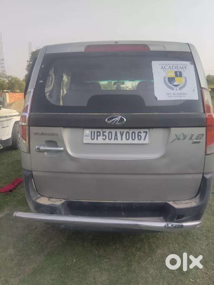 Mahindra Xylo 2017