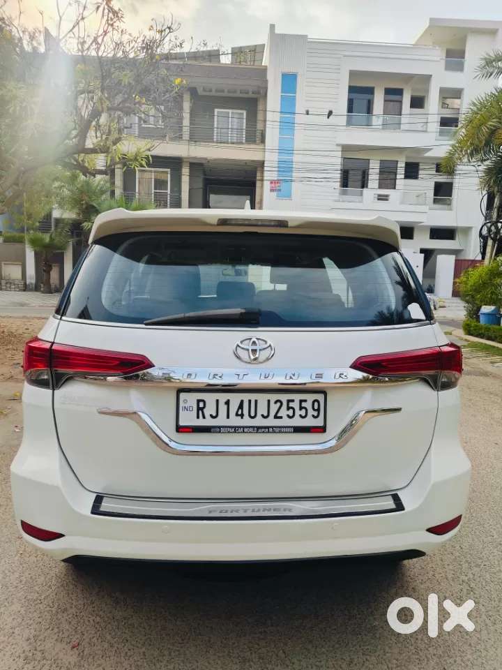 Toyota Fortuner 4x2 At, 2017, Diesel