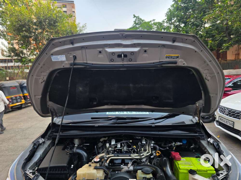 Toyota Innova Crysta 2.4 G Mt 8s, 2022, Diesel