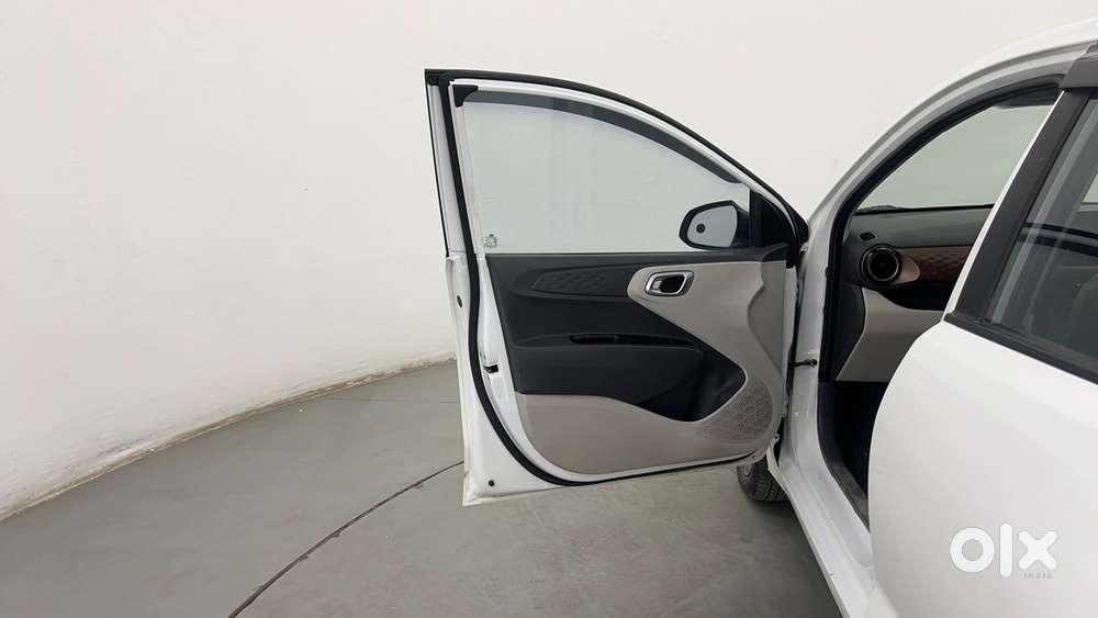 Hyundai Aura Sx 1.2 Petrol, 2022, Petrol