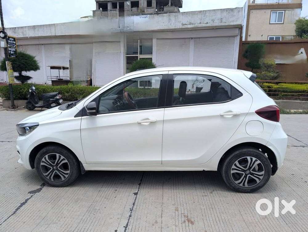 Tata Tiago 1.2 Revotron Xt Cng, 2023, Cng & Hybrids