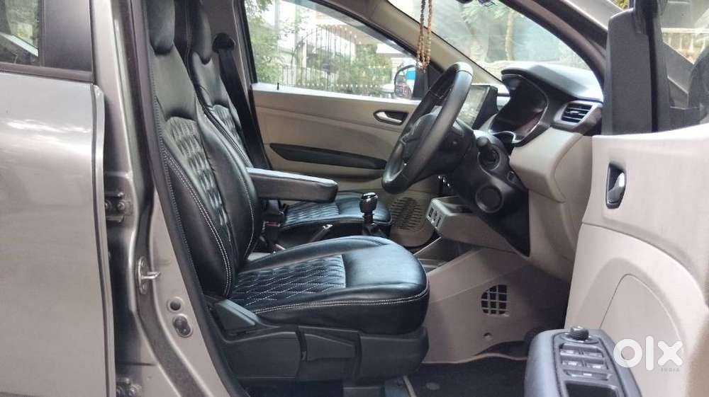 Renault Triber Others, 2025, Petrol