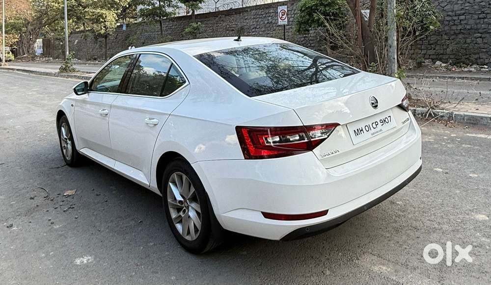 Skoda Superb Lk 1.8 Tsi At, 2017, Petrol