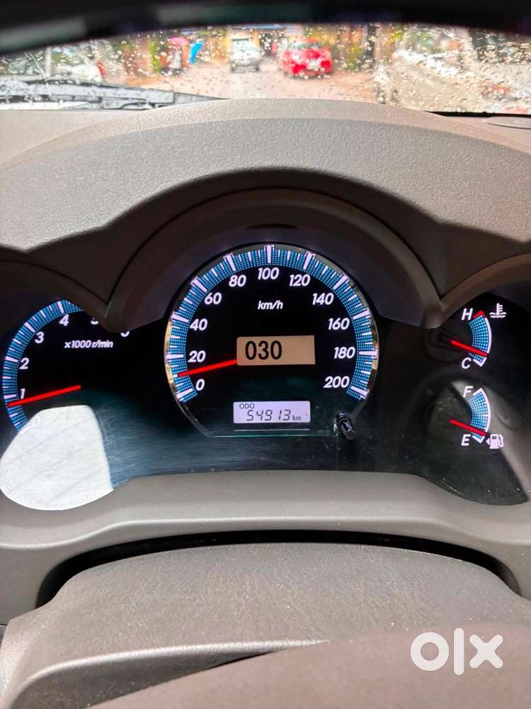 Toyota Fortuner Diesel 2012