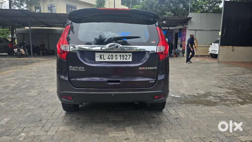 Mahindra Marazzo 2020 Diese M6 7seater