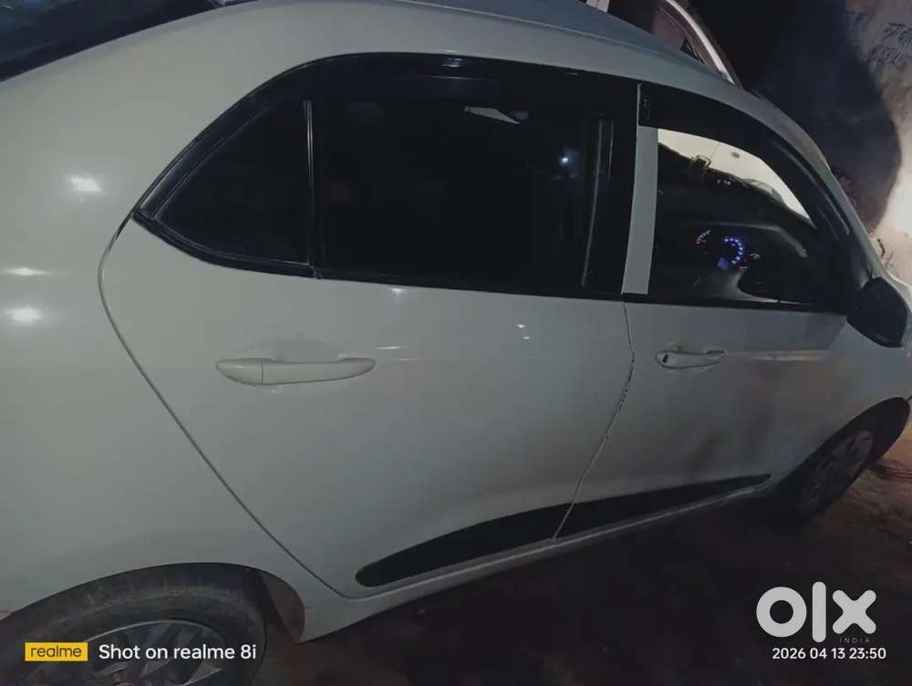Hyundai Xcent 2015