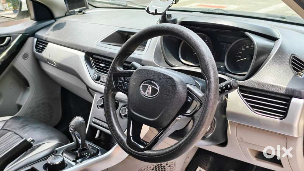 Tata Nexon 1.2 Revotron Xma, 2019, Petrol