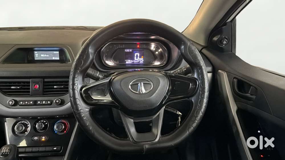 Tata Nexon 1.2 Revotron Xm, 2020, Petrol