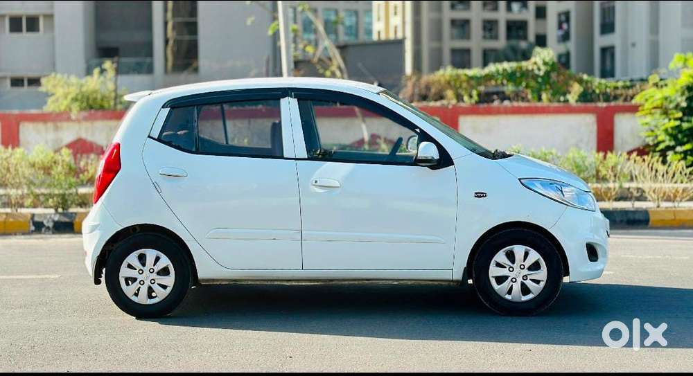 Hyundai I10 Sportz At, 2011, Petrol