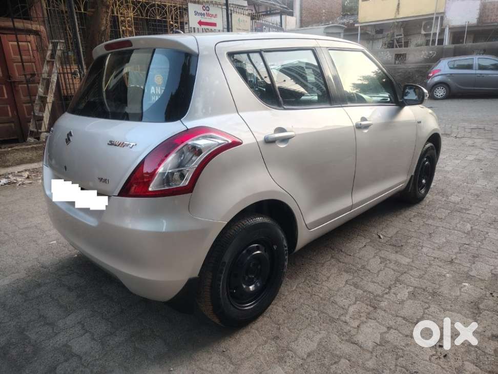 Maruti Suzuki Swift Vxi 1.2 Abs Bs-iv, 2015, Petrol