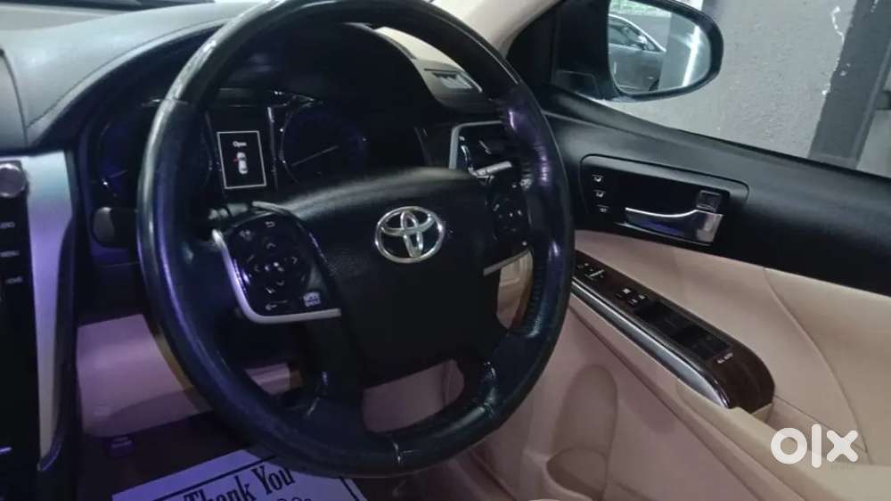 Toyota Camry Hybrid 2016