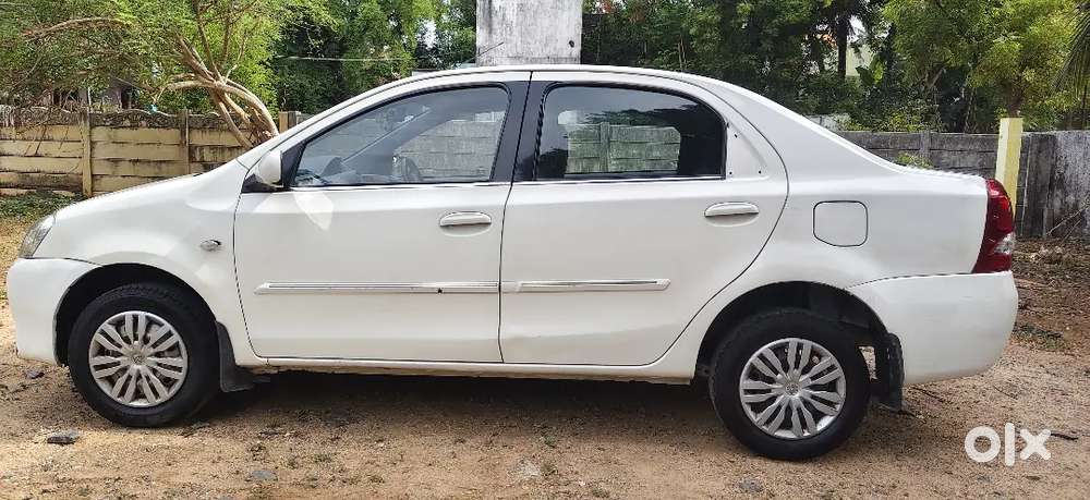 Toyota Etios 2013 Manual Petrol