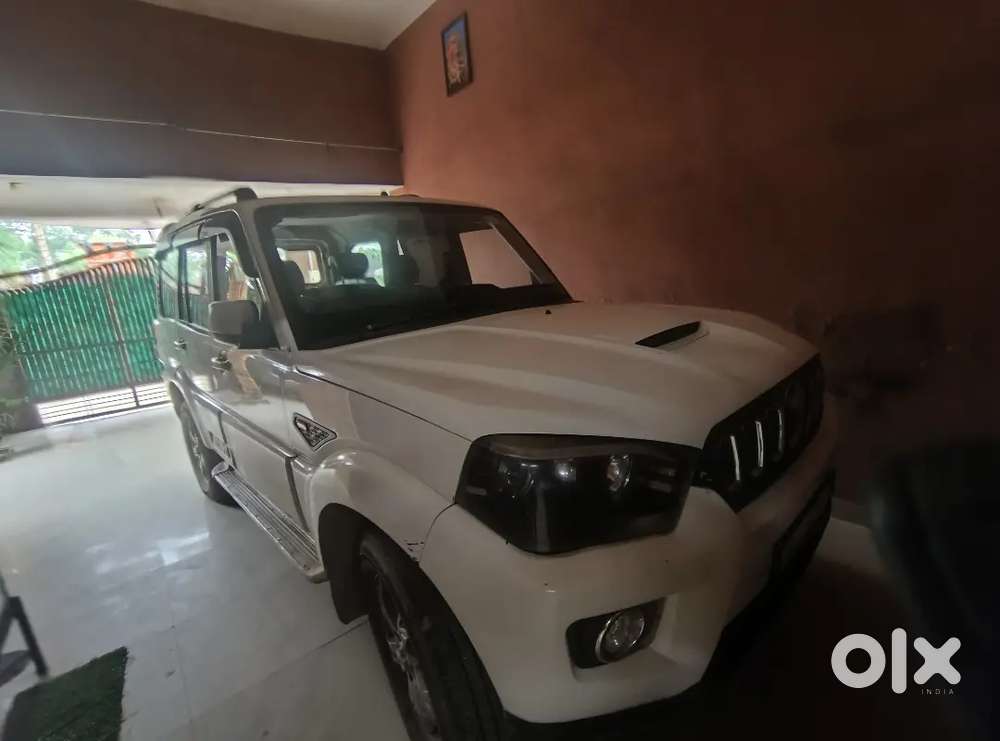 Mahindra Scorpio Classic 2016