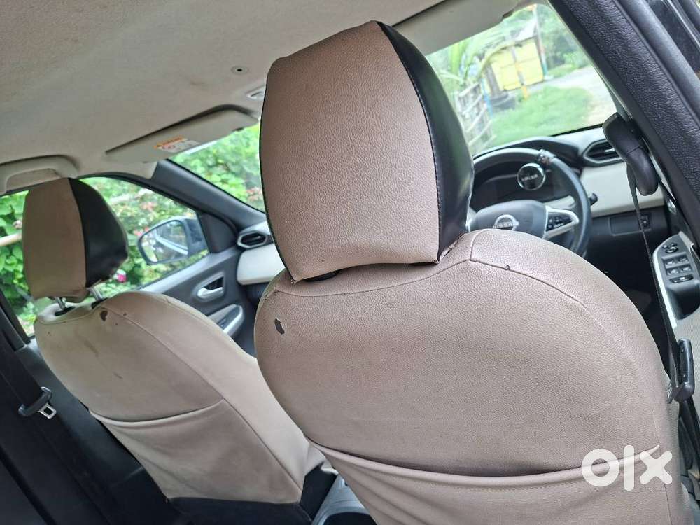 Nissan Magnite Black Xv