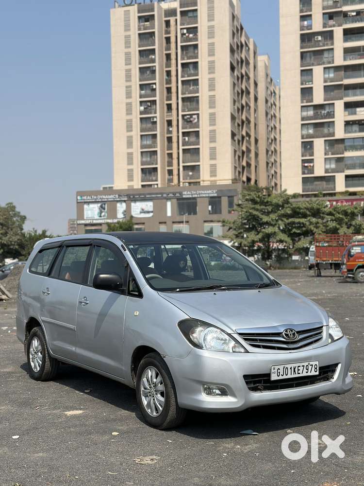 Toyota Innova 2.5 V 7 Str, 2010, Diesel