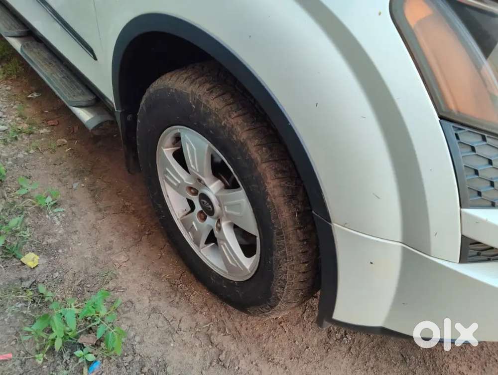 Mahindra Xuv500 2015